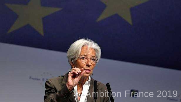 Christine Lagarde au 29e Congrès de la Banque centrale européenne, à Francfort, vendredi 22 novembre. RALPH ORLOWSKI/REUTERS Christine Lagarde