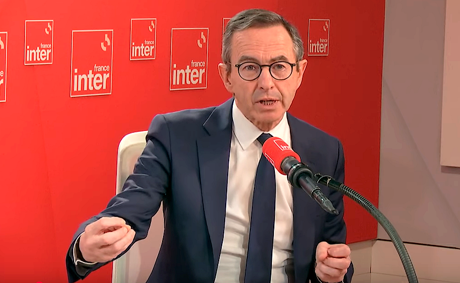 Mineurs : "Il faut assumer des peines courtes dès le premier délit grave", assure Bruno Retailleau