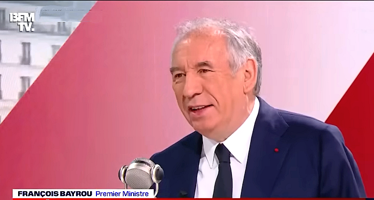  Frères musulmans, port du voile, Bétharram, budget...l'interview de François Bayrou en intégralité 