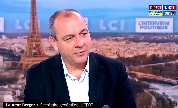 "Oui, nous sommes dans une grave crise démocratique", persiste Laurent Berger