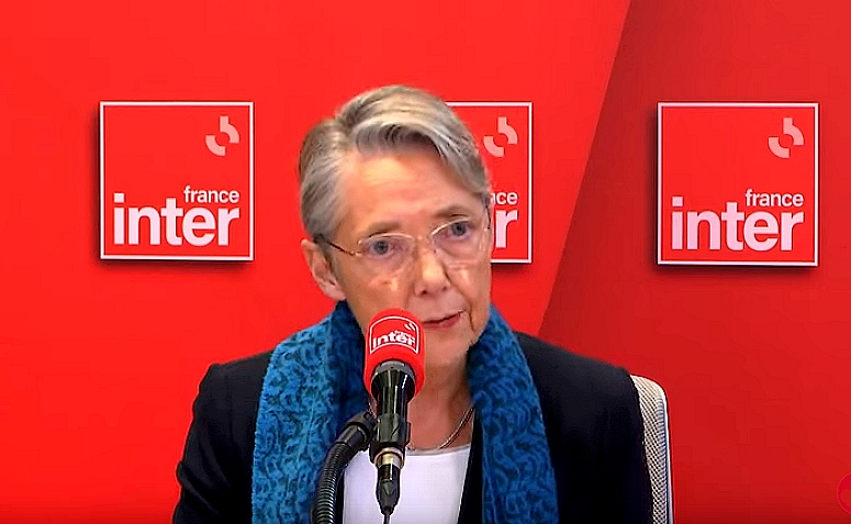 "Je vais m'employer à convaincre les Français" : Élisabeth Borne, invitée d'On n'arrête pas l'éco