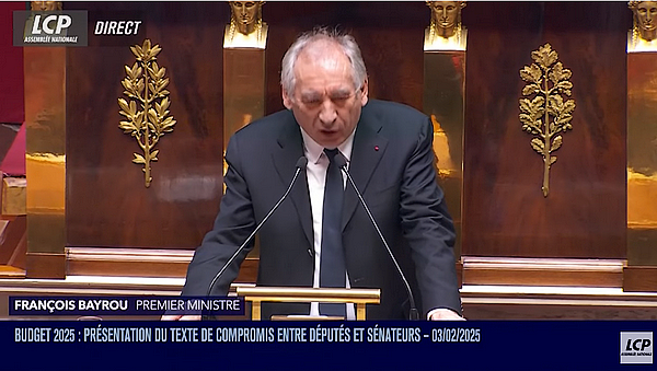 Budget de l'Etat et budget de la Sécu : François Bayrou a eu recours deux fois au 49.3 hier