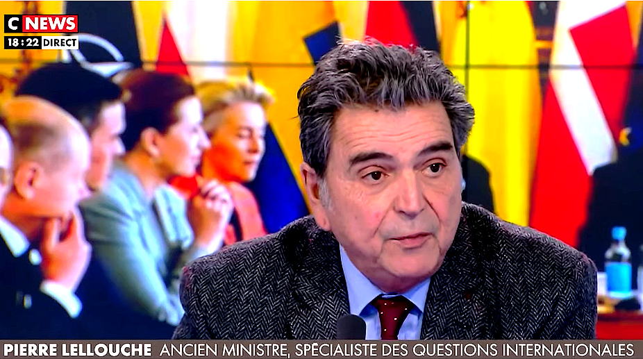 Guerre en Ukraine : “C’est le président du pays le plus fauché qui se présente comme chef de guerre”